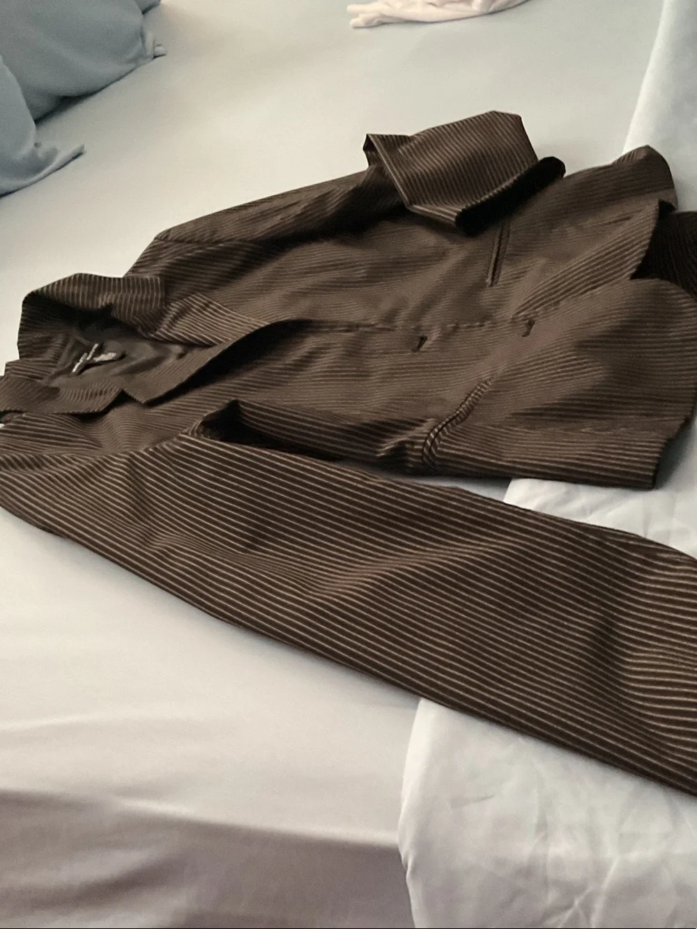 Larry Levine black pinstripe Bermuda Shorts - gray Stripe